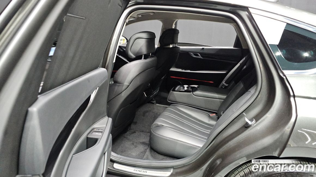 Genesis G80 Gasoline 2.5 Turbo AWD, 2026