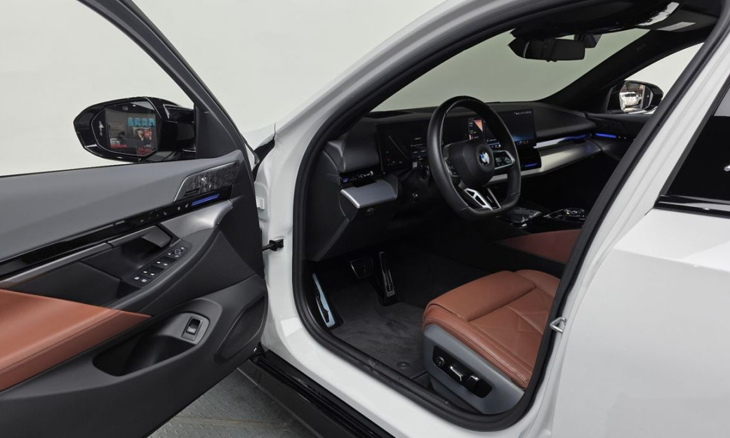 BMW 5-Series 530i xDrive M Sport, 2024