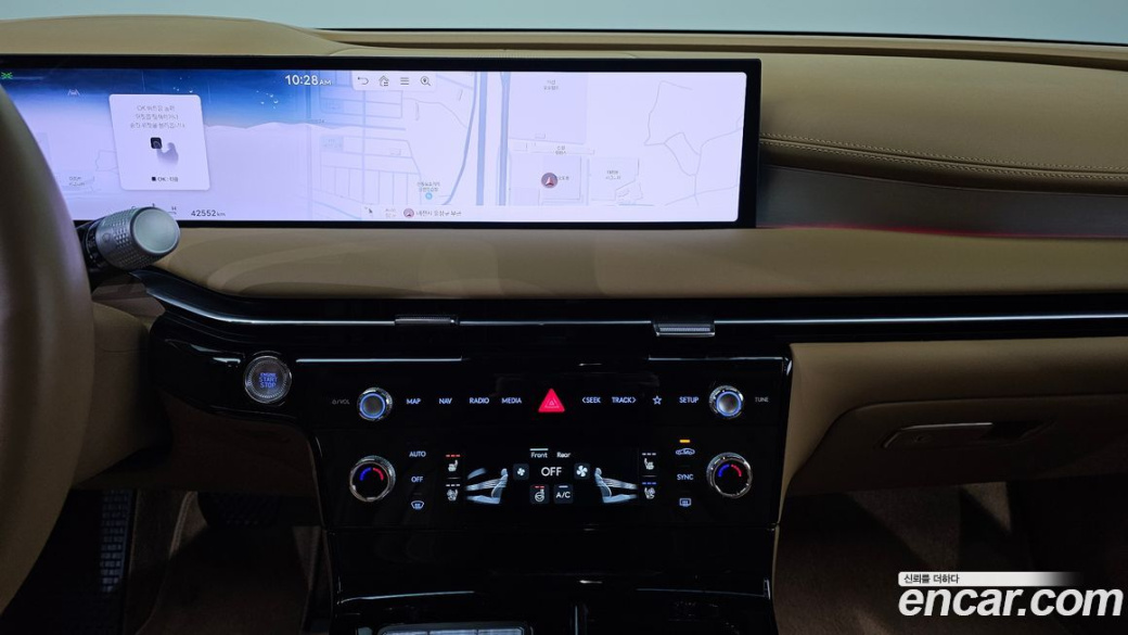 Genesis G80 Gasoline 2.5 Turbo AWD, 2025