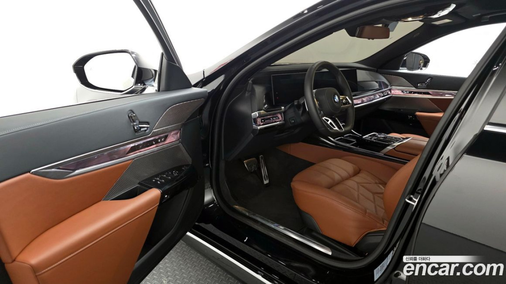 BMW 7-Series 740d xDrive M Sport, 2025