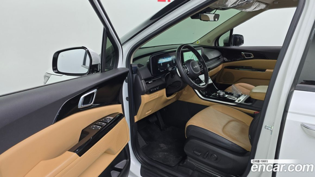 Kia Carnival 9-Seater Noblesse, 2023
