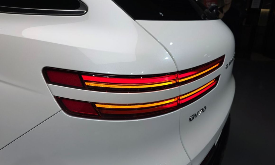Genesis GV70 2.5T Gasoline 2WD, 2025