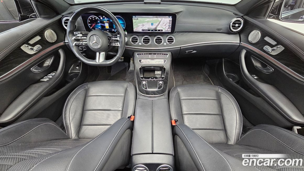 Mercedes-Benz E-Class E220d 4MATIC AMG Line, 2022