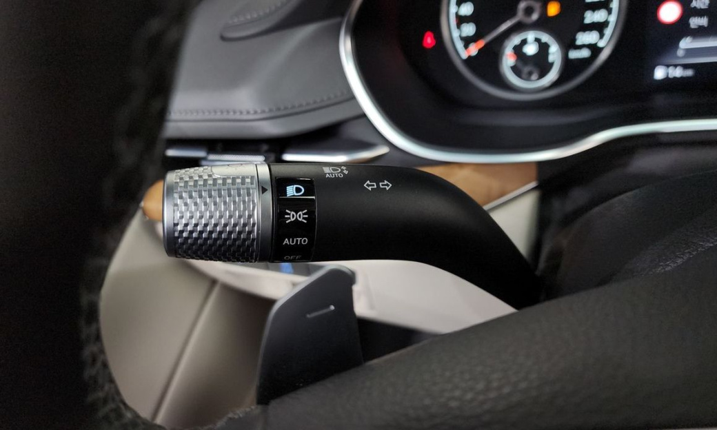 Genesis G80 Gasoline 2.5 Turbo AWD, 2023
