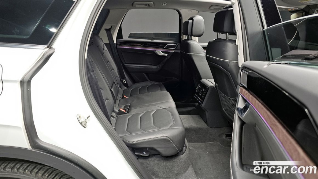 Volkswagen Touareg 3.0 TDI Prestige, 2024