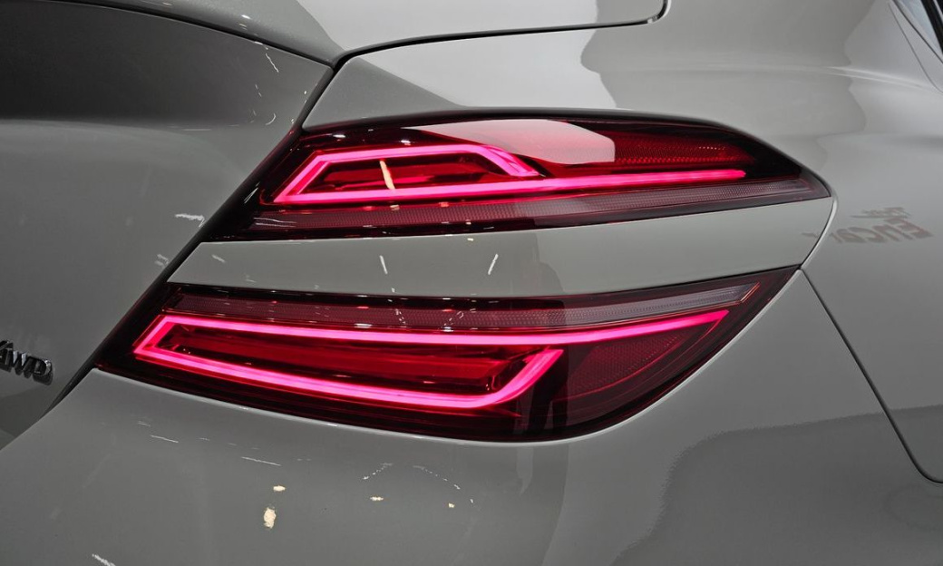 Genesis G70 Gasoline 2.5T 4WD, 2024