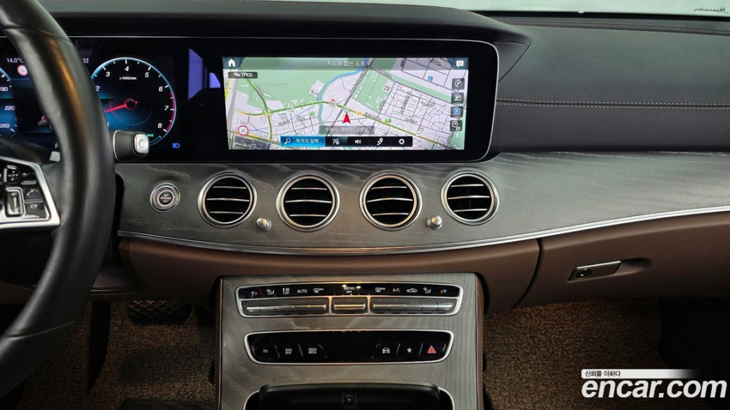 Mercedes-Benz E-Class E350 4MATIC Avantgarde, 2022