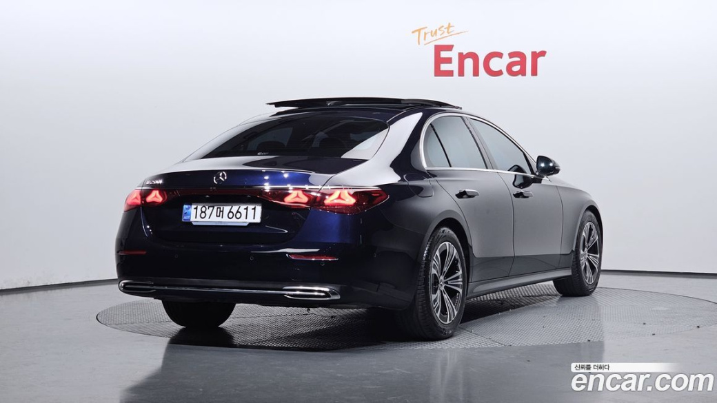 Mercedes-Benz E-Class E200 Avantgarde, 2025