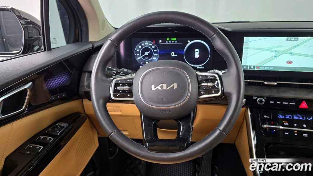 Kia Carnival 7-Seater Signature, 2023