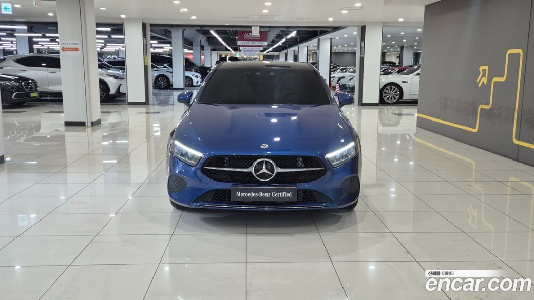 Mercedes-Benz A-Class A220 Hatchback, 2024