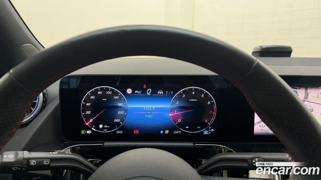 Mercedes-Benz GLA-Class GLA250 4MATIC, 2025