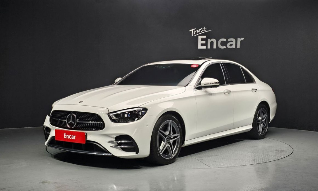 Mercedes-Benz E-Class E250 AMG Line, 2023