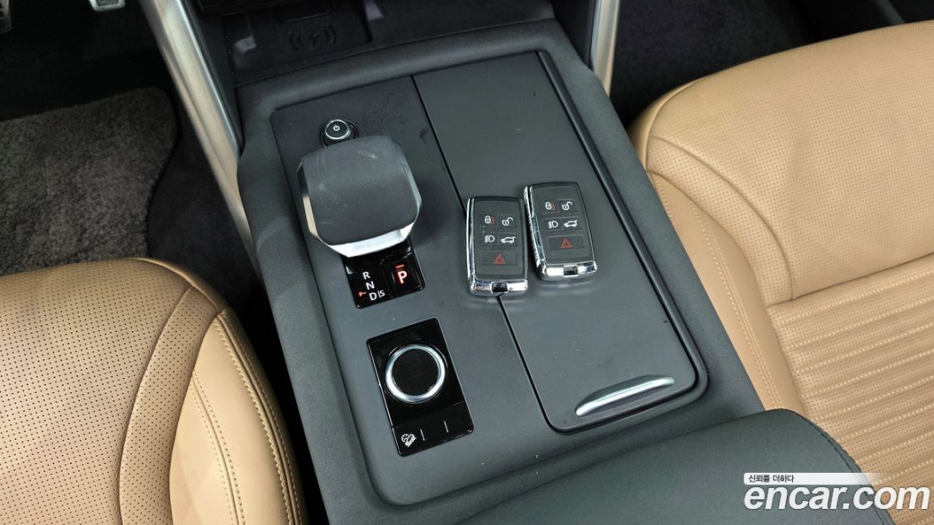 Land Rover Discovery P360 Dynamic HSE, 2025