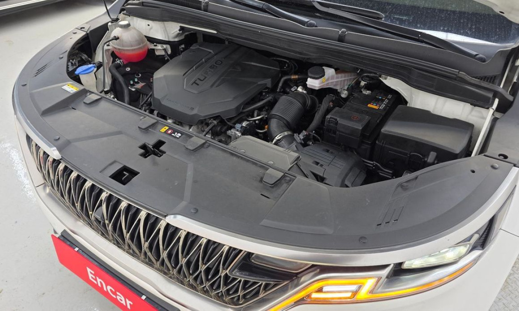 Kia Carnival 9-Seater Noblesse, 2023
