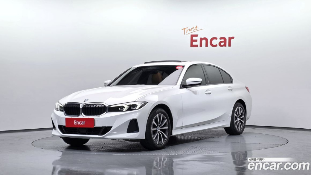 BMW 3-Series 320i, 2024