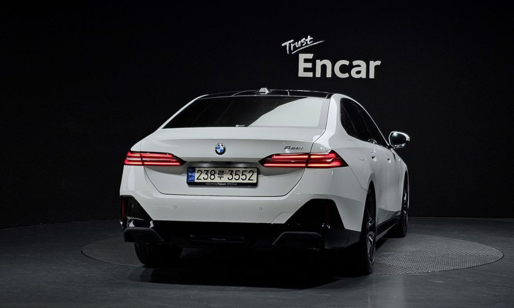BMW 5-Series 520i M Sport, 2024