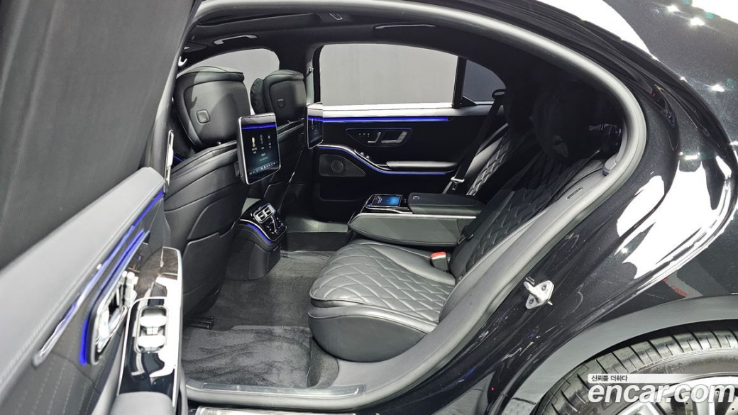 Mercedes-Benz S-Class S500L 4MATIC, 2022