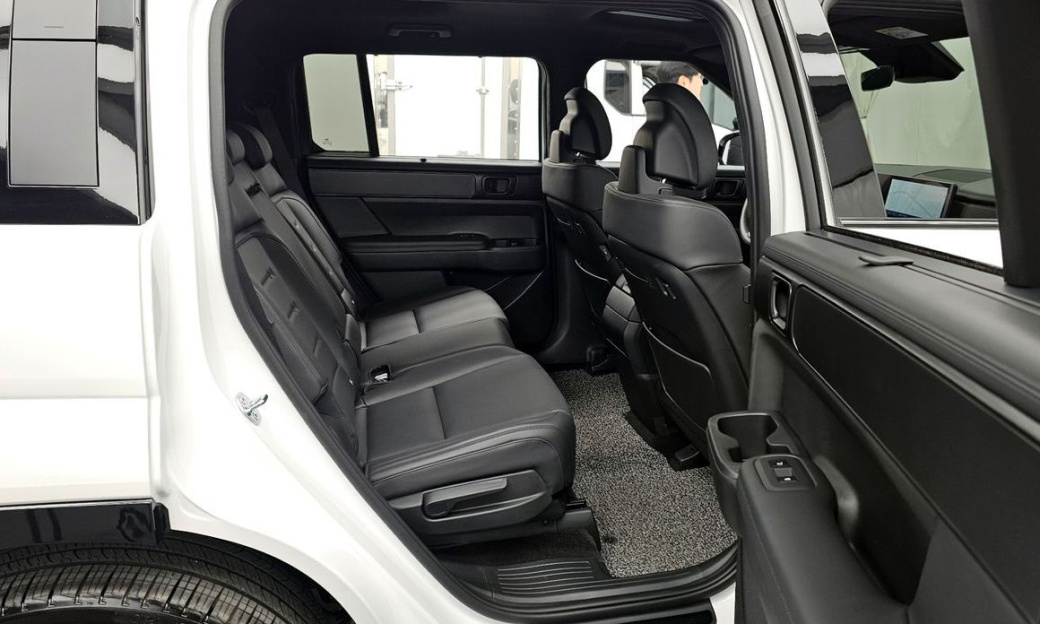 Hyundai Santafe Gasoline 2.5T 2WD, 2024