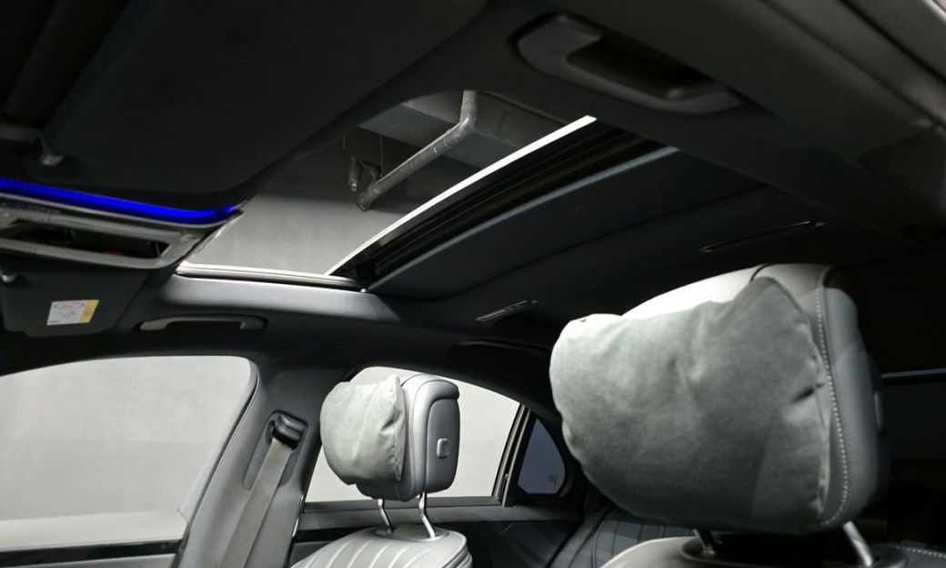 Mercedes-Benz S-Class S350 d 4MATIC, 2025