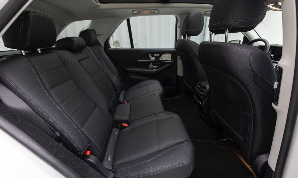 Mercedes-Benz GLE-Class GLE450 4MATIC, 2025