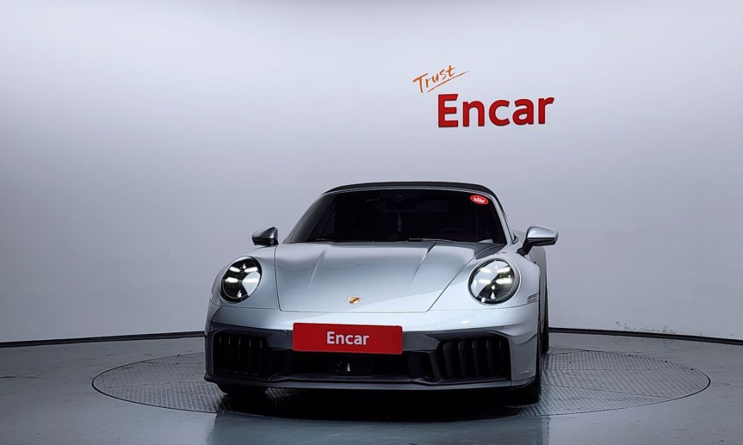 Porsche 911 Carrera GTS Cabriolet, 2025