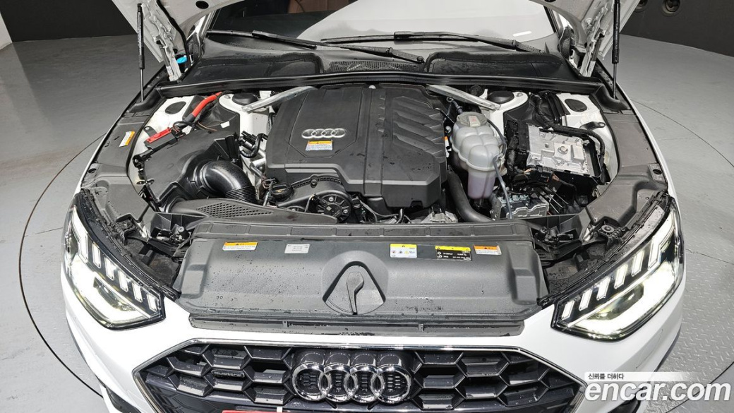 Audi A4 45 TFSI Quattro Premium, 2022