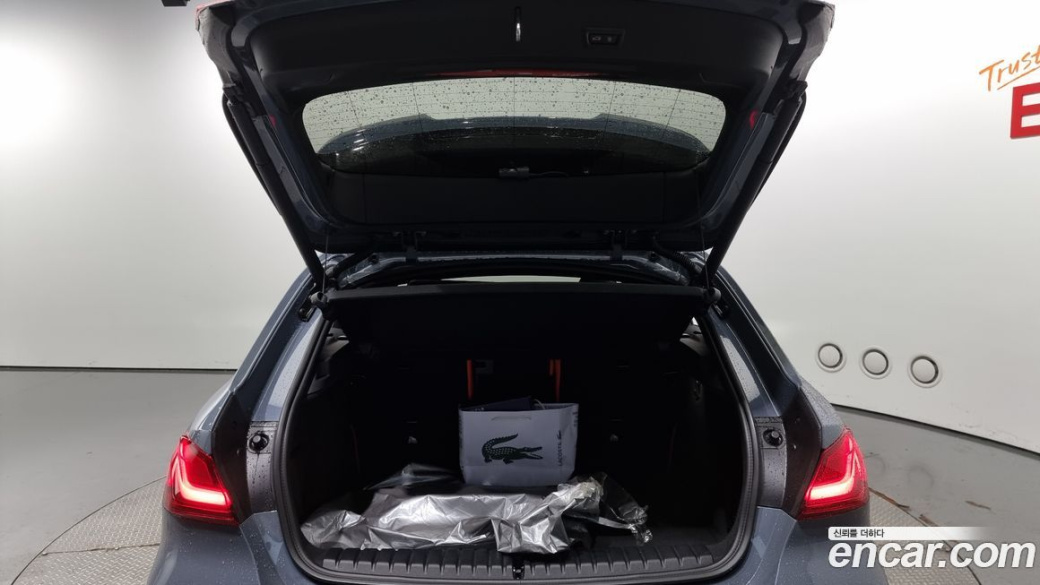 BMW 1-Series M135i xDrive, 2023