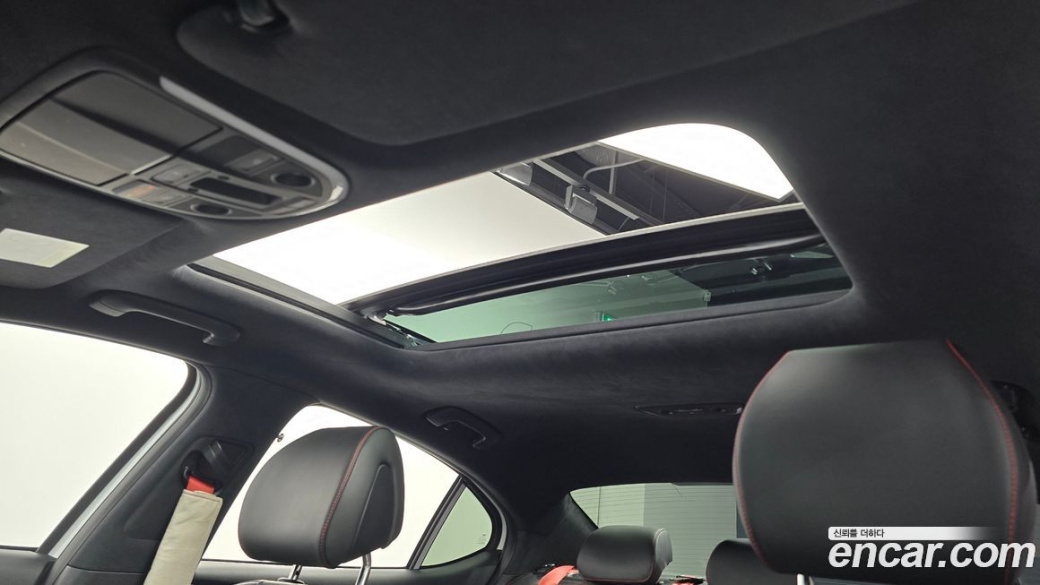 Genesis G70 Gasoline 2.0T 2WD, 2021