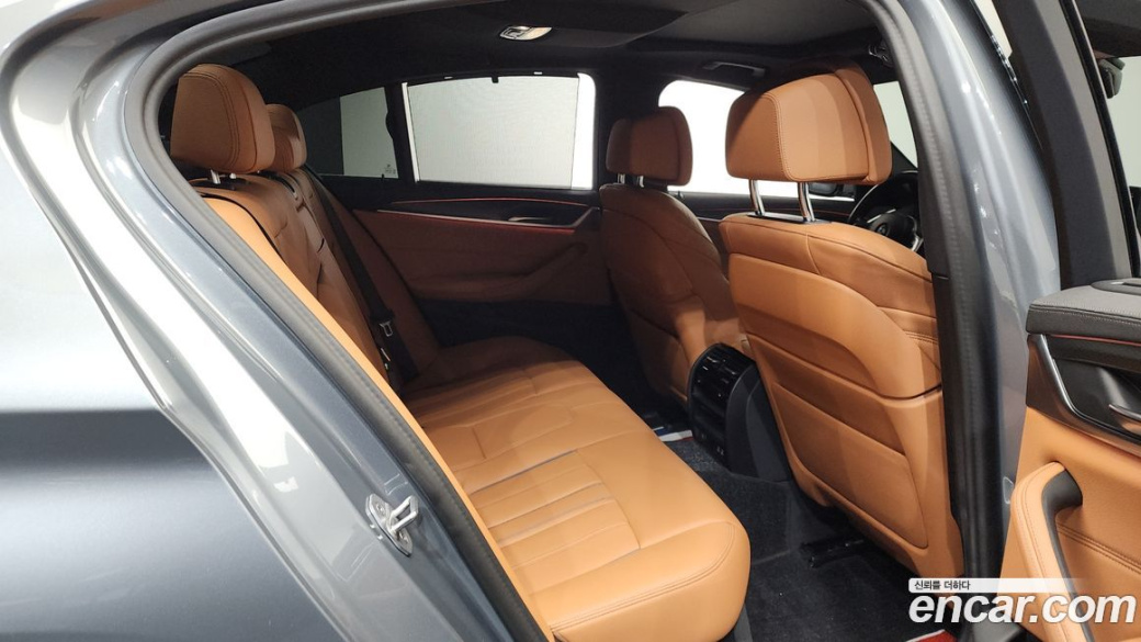 BMW 5-Series 520i M Sport, 2023