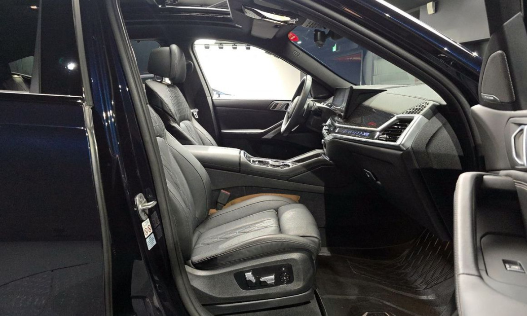 BMW X6 xDrive40i M Sport, 2024