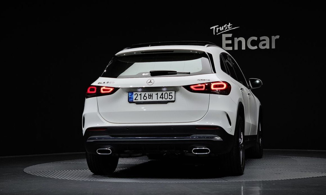Mercedes-Benz GLA-Class GLA250 4MATIC, 2023