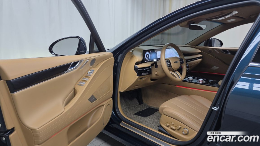 Genesis G80 Gasoline 2.5 Turbo AWD, 2025