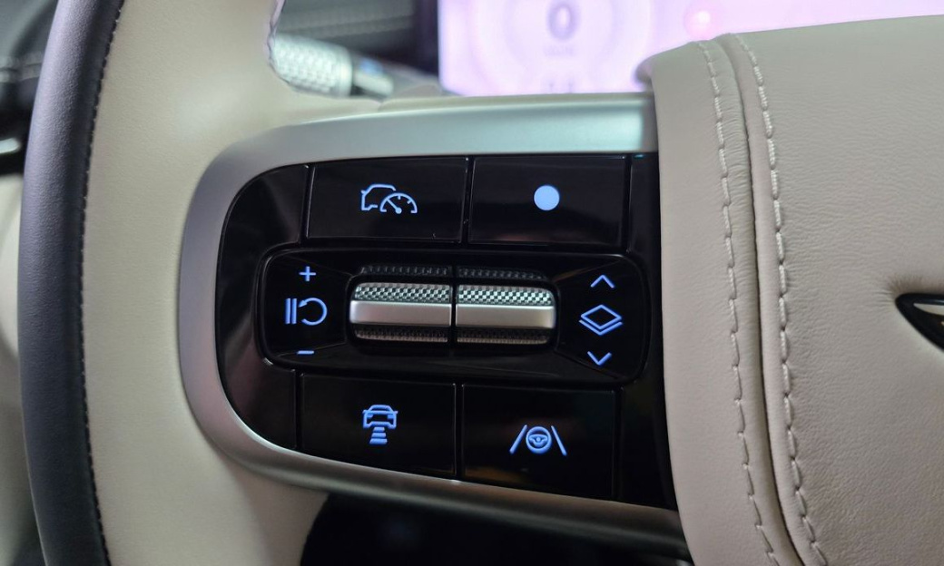 Genesis GV70 2.5T Gasoline AWD, 2025