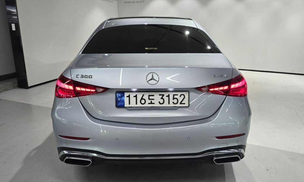 Mercedes-Benz C-Class C300 4MATIC AMG Line, 2023