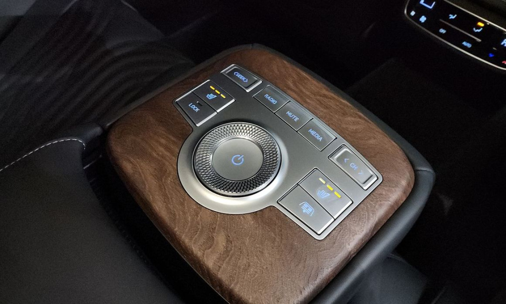 Genesis G80 Gasoline 2.5 Turbo AWD, 2022