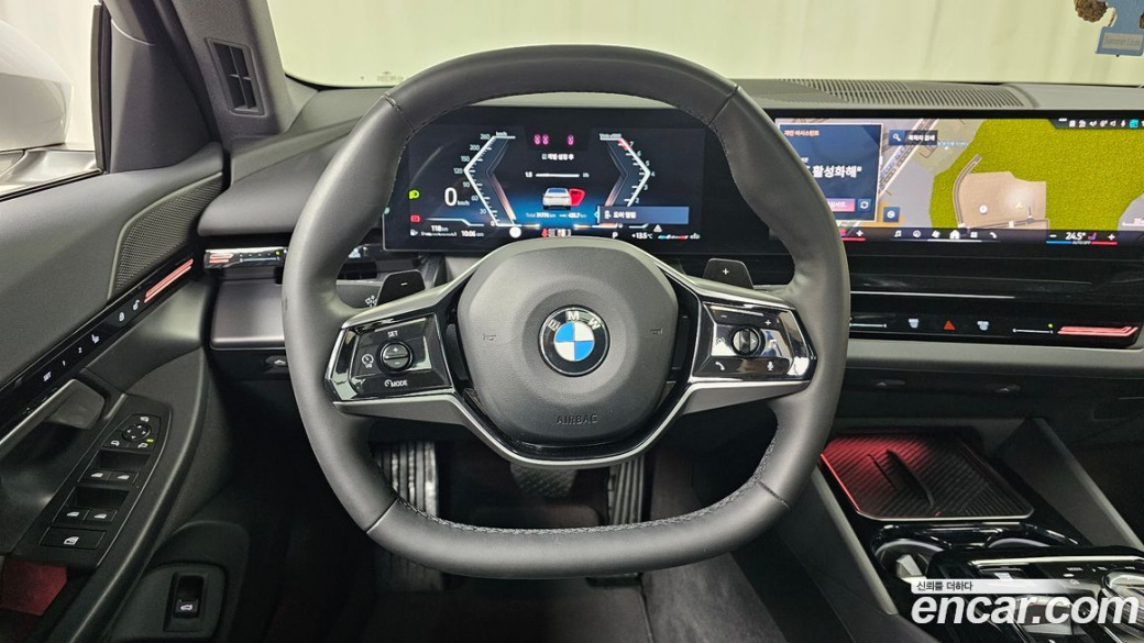 BMW 5-Series 520i, 2024