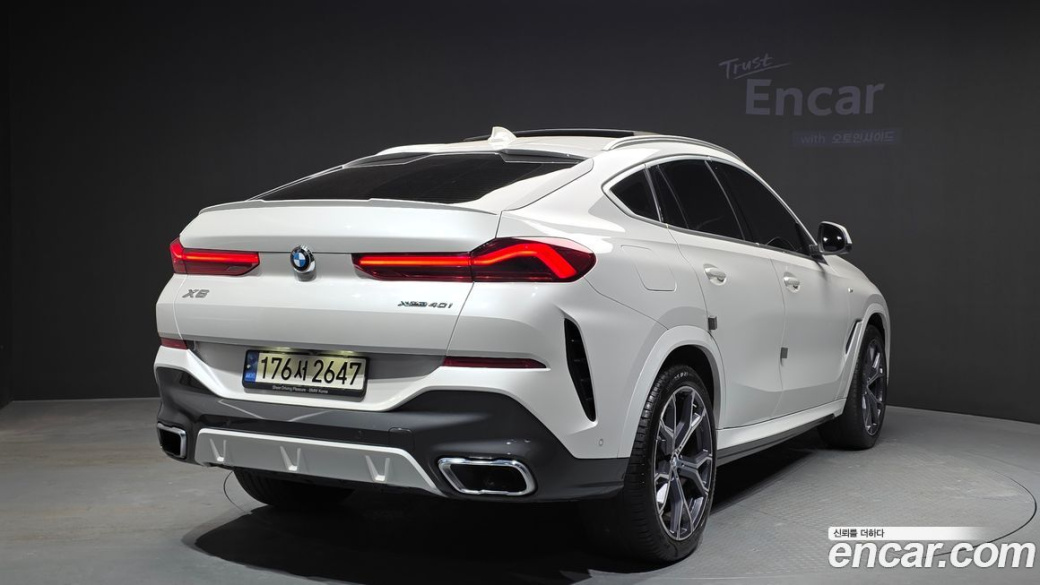 BMW X6 xDrive40i M Sport, 2022