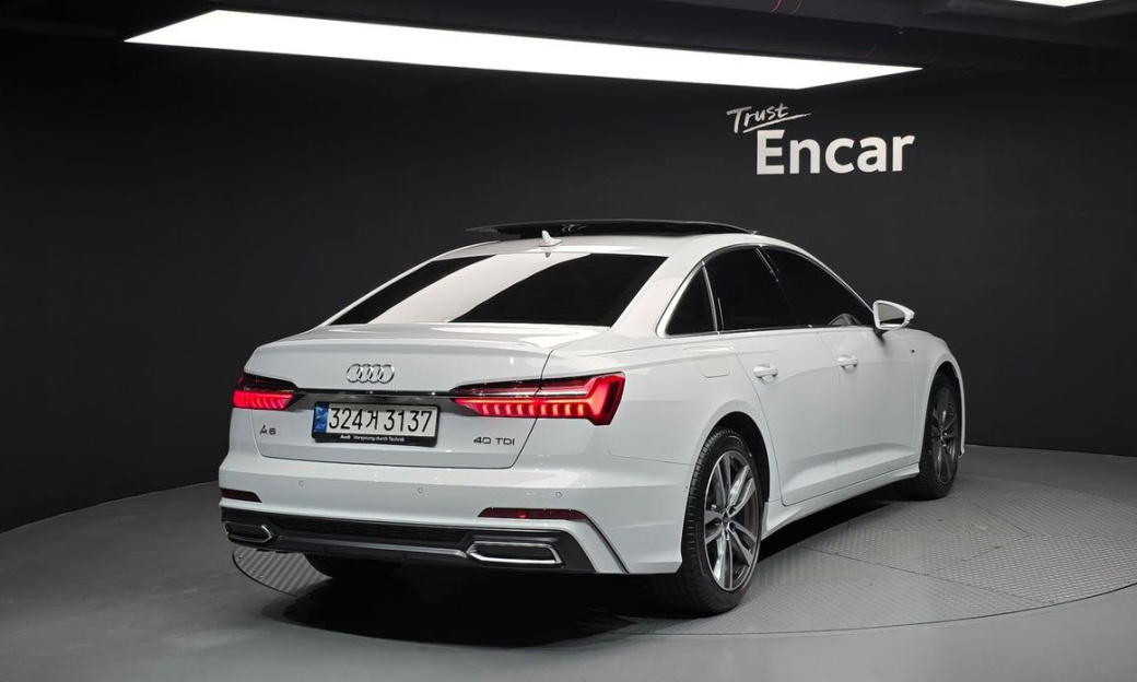 Audi A6 40 TDI Premium, 2022