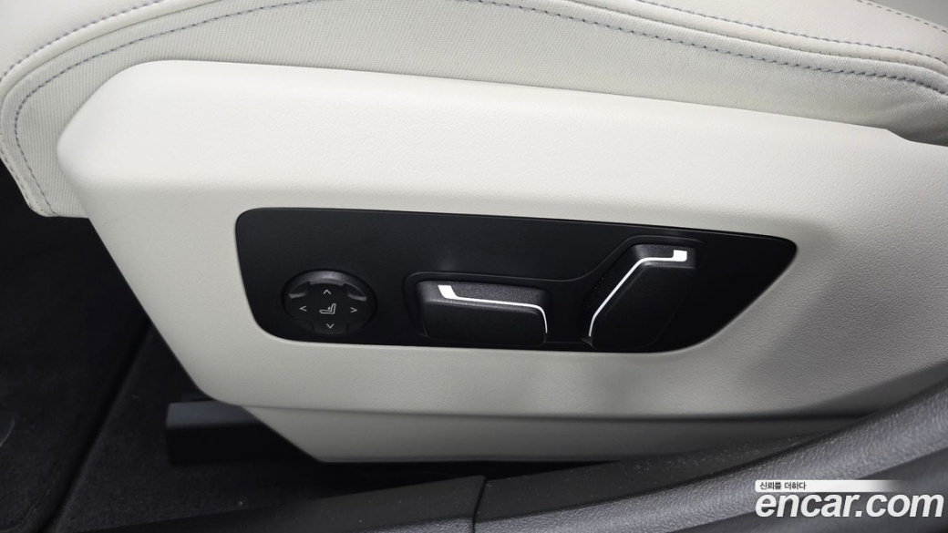 BMW 5-Series 520i M Sport, 2025