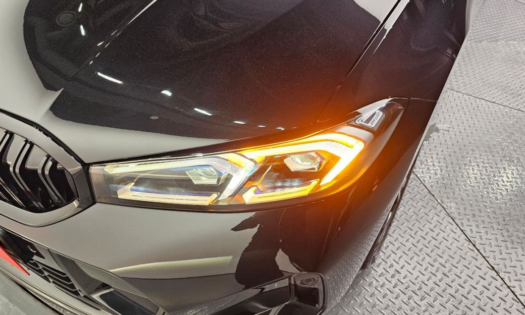 BMW 3-Series 320i M Sport, 2024