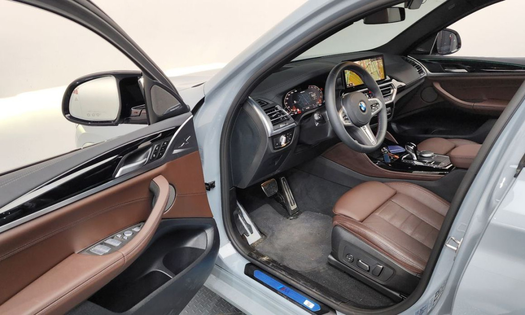 BMW X4 xDrive M40i, 2025