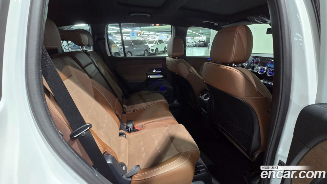 Mercedes-Benz GLB-Class AMG GLB35 4MATIC, 2025