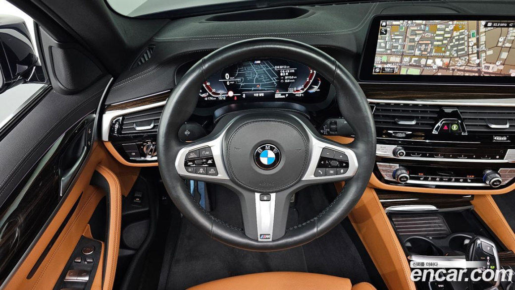 BMW 5-Series 520i M Sport, 2022