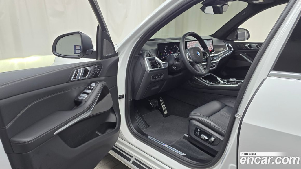 BMW X7 xDrive 40i M Sport 6STR, 2025