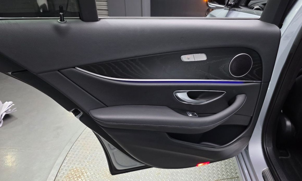 Mercedes-Benz E-Class E250 Avantgarde, 2022
