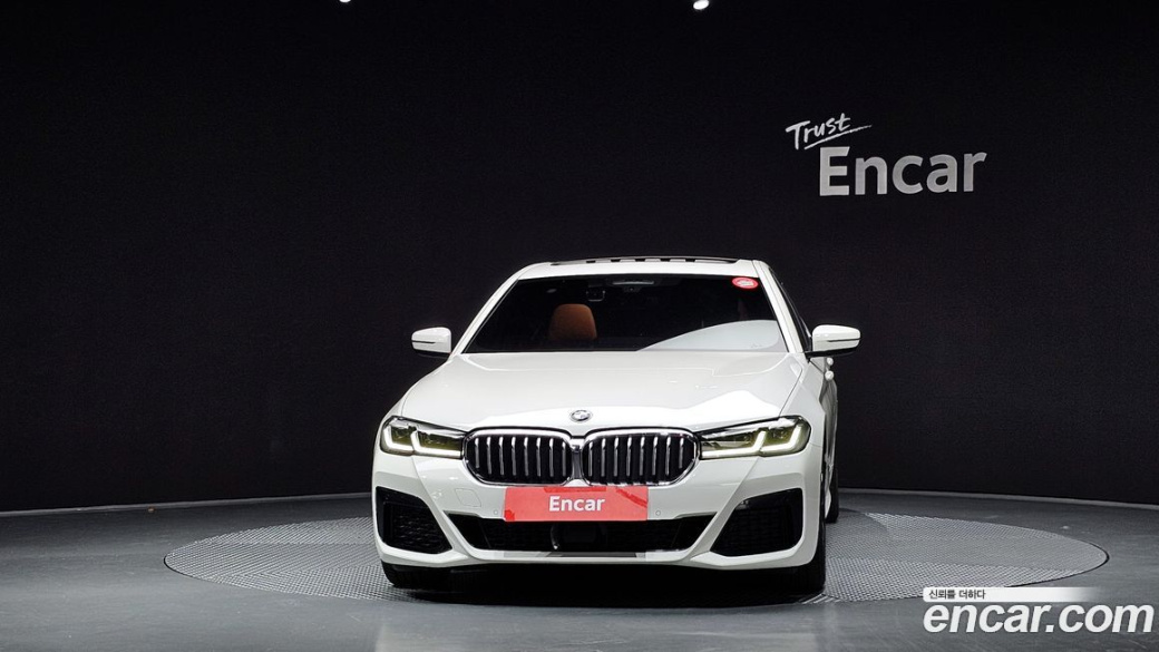 BMW 5-Series 520i M Sport, 2022