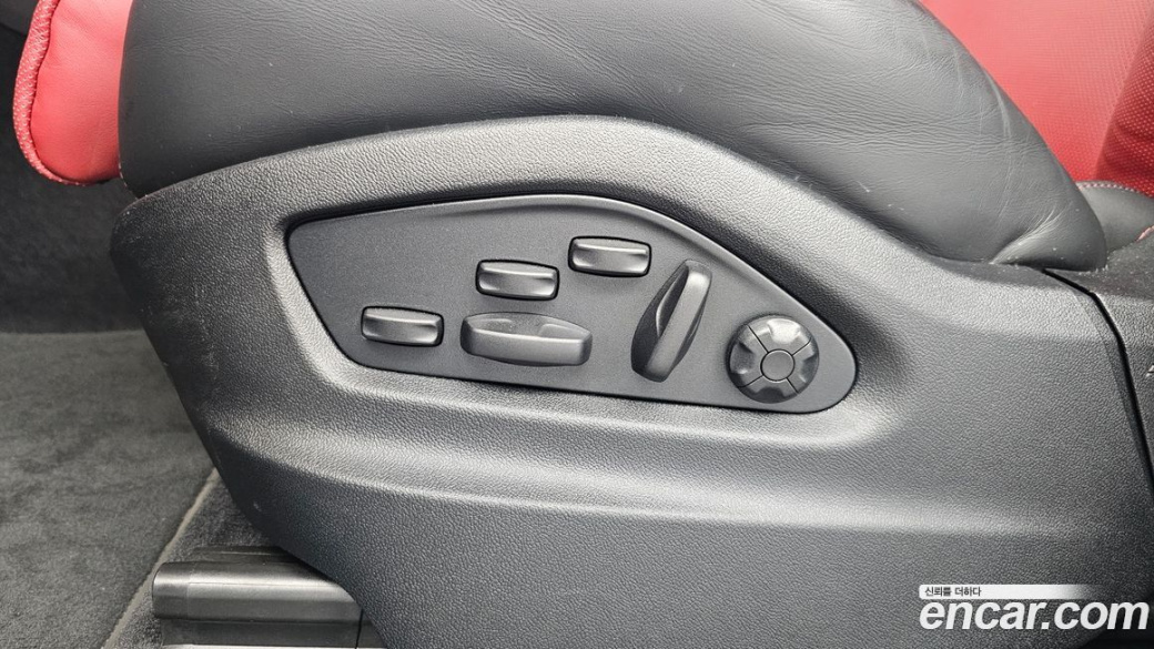 Porsche Cayenne 4.0 GTS Coupe, 2025