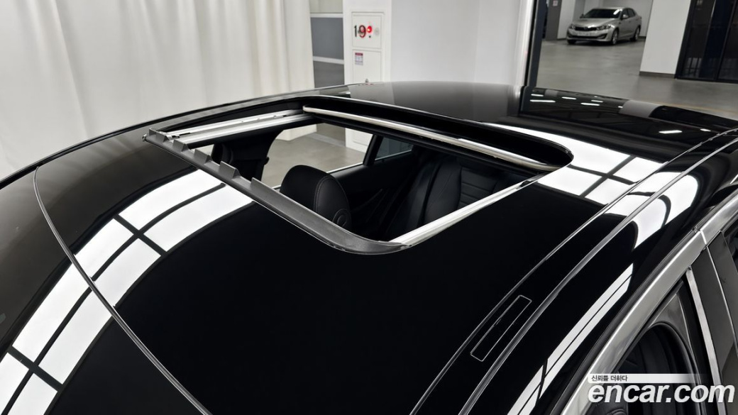 Mercedes-Benz E-Class E250 Avantgarde, 2023