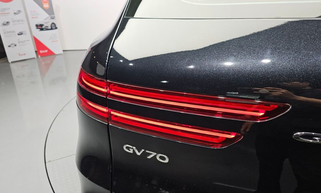 Genesis GV70 2.5T Gasoline AWD, 2024