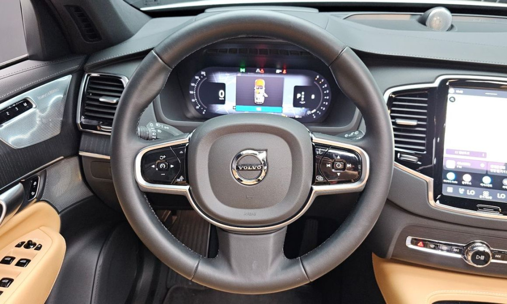 Volvo XC90 B6 Ultimate Bright, 2024